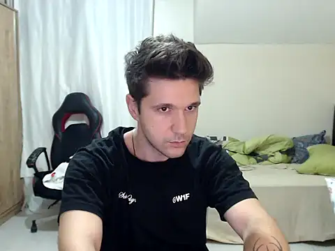 2handsomemann online show from September 16, 12:01 am