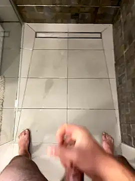 Snapshot of MrZli chatting on November 1, 10:30 am MrZli online show from November 1, 10:30 am