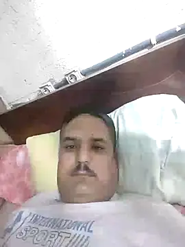 mM0140 online show from November 28, 3:25 pm