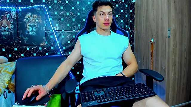 javiersexymann online show from September 23, 5:07 am