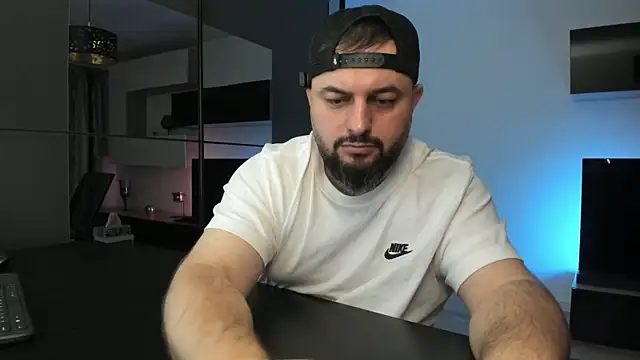 DravenPeak online show from April 1, 5:54 pm