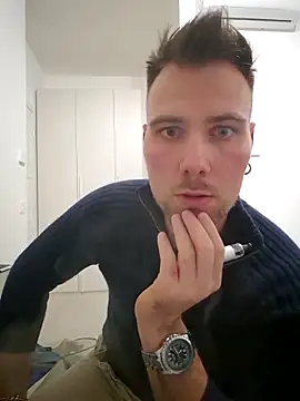 mrlyuis online show from December 3, 9:21 pm