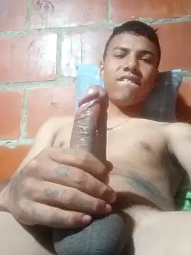 eldelmienbrogrueso online show from January 6, 7:07 pm