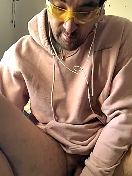 DanBfl online show from October 28, 6:54 pm