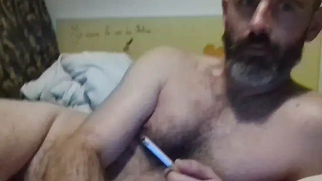 Snapshot of whatYwantMorrre chatting on October 3, 7:52 pm whatYwantMorrre online show from October 3, 7:52 pm