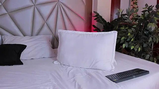 LiamMuller online show from March 4, 12:56 pm