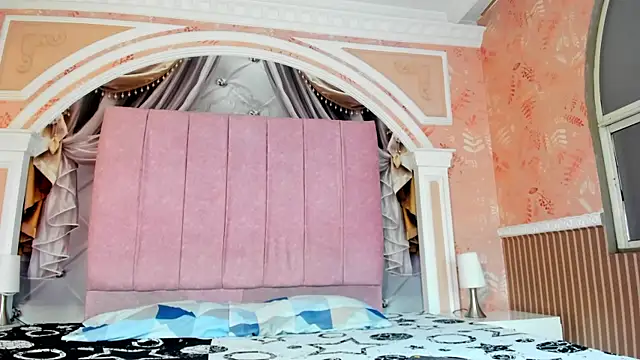 Dani rivass online show from October 8, 12:09 pm