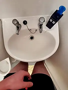 Homeworkfolder01 online show from September 27, 4:27 pm