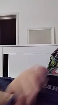 NewJoiner online show from November 13, 6:23 pm