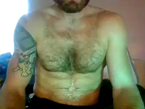 AmputeeMGK online show from December 17, 1:18 pm