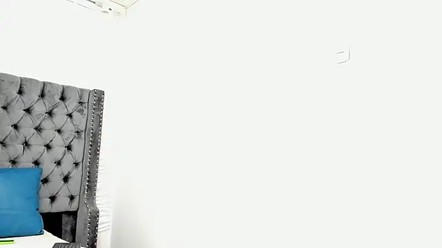 DOUGLAS 099 online show from October 5, 1:59 pm