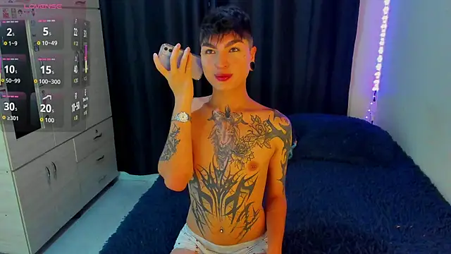 Dark luckyyy online show from November 3, 12:20 pm