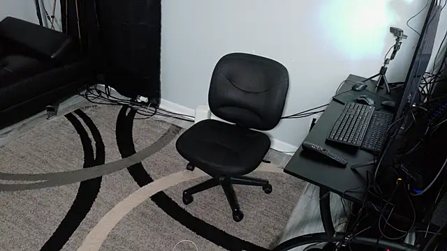 SLANGONDEMHOES online show from November 15, 9:28 pm