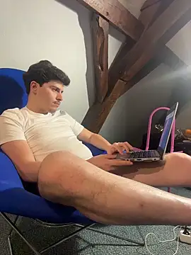 dock 75 online show from November 7, 9:18 pm