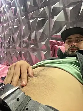 cristopher wallacee online show from October 30, 4:19 pm