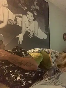 Hothotboyg online show from October 30, 7:54 am