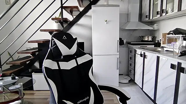 RyanStorm  online show from October 7, 12:31 pm