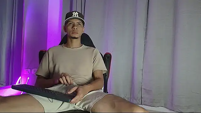 DustinandJordan online show from October 1, 5:55 am