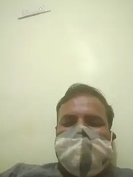 vardh033 online show from October 19, 6:44 pm