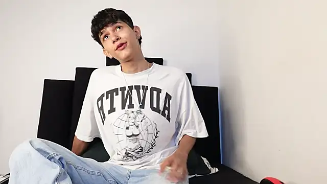 alexmark  online show from October 14, 7:21 pm