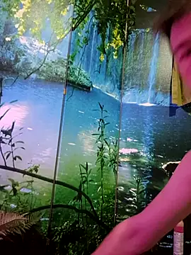 welcome-to-the-jungle online show from April 20, 8:22 pm