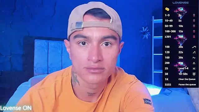 LiamDeep online show from May 18, 8:35 pm