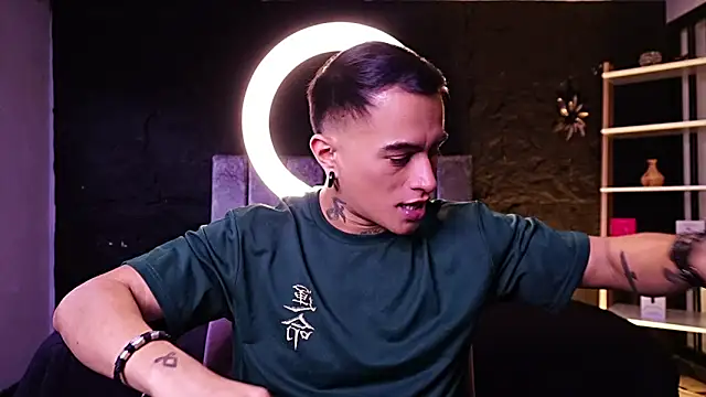 LiamDeep online show from July 8, 8:13 pm