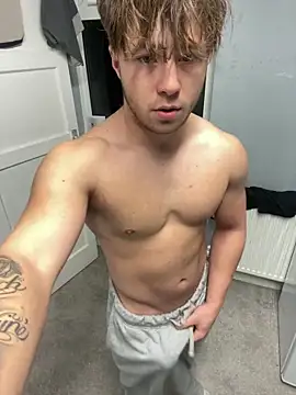 harleybarker online show from November 11, 5:18 pm