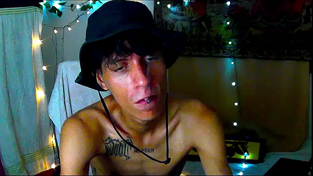 Crxxxsh online show from September 18, 7:54 am