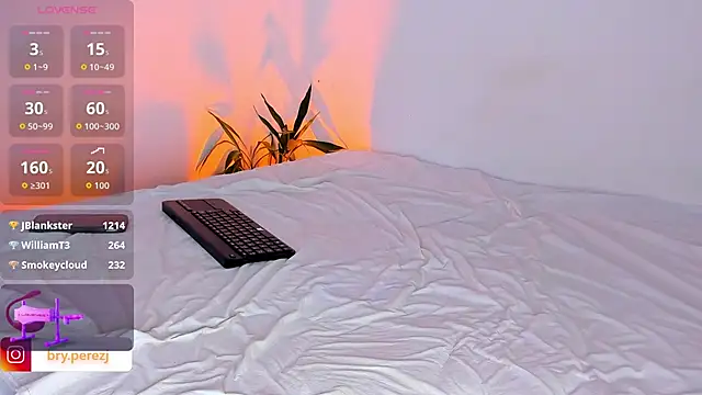 bryXonStorm online show from December 17, 12:01 pm