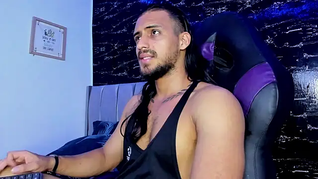 Thomas Wayne online show from October 23, 7:56 am