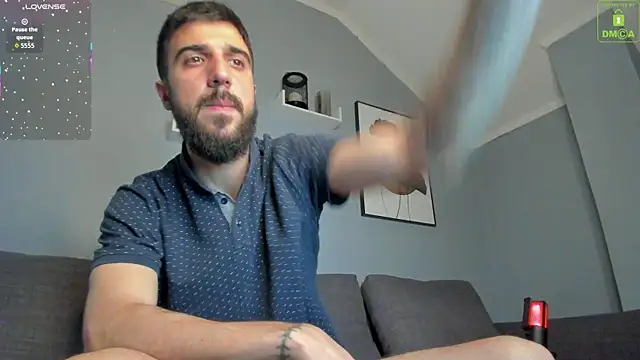 Zeyn Edwards online show from May 31, 11:43 am