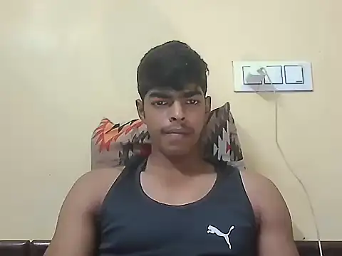 monster 33 online show from February 17, 5:28 am