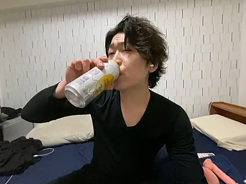 Arista 09 online show from December 2, 4:10 pm