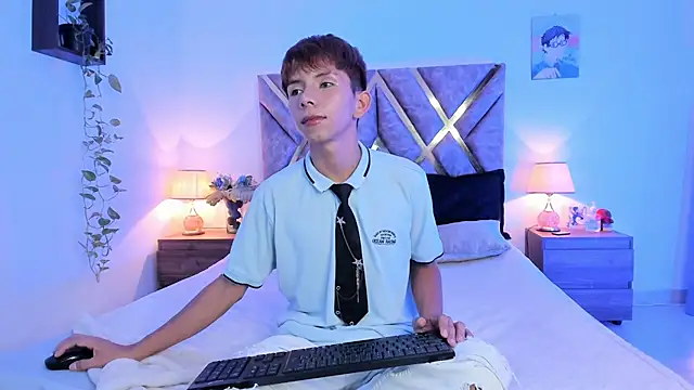 Hyunjin Son online show from October 24, 10:44 pm