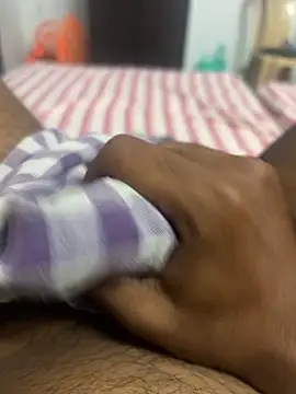 usermood2000 online show from September 25, 6:45 am