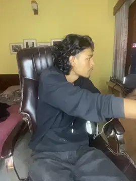 thecatfish online show from November 25, 5:53 am