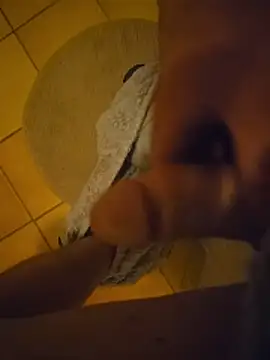 justeadeux online show from November 4, 3:29 am