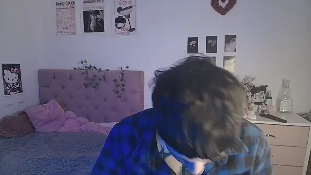 2cyboy  online show from September 18, 10:56 pm