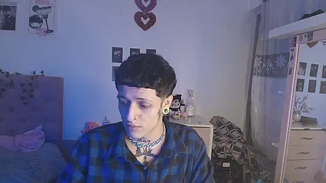 2cyboy  online show from September 20, 4:12 am