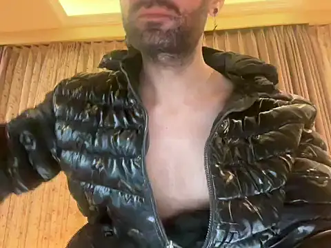 LustyDuoSecrets online show from April 4, 5:54 pm