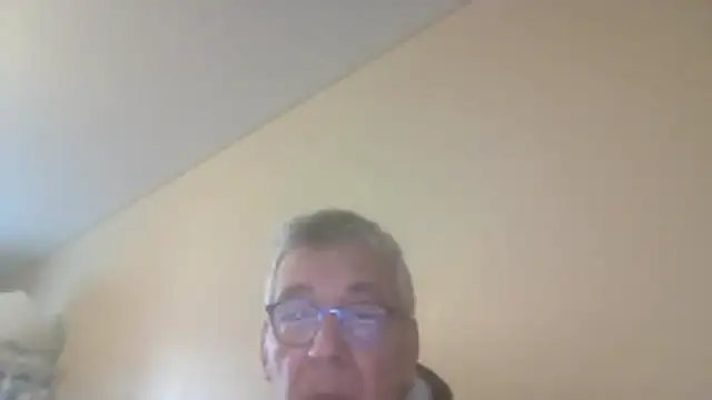 Zeb974 online show from April 13, 4:51 pm