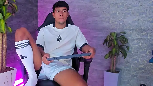 CHR58  online show from September 15, 12:46 am