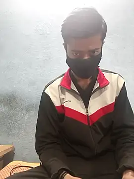 GirlsCrush  online show from January 12, 5:55 am