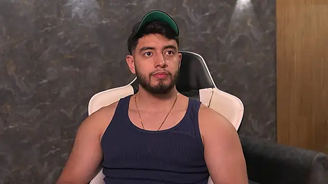 Snapshot of Nick_Vans chatting on September 21, 9:15 pm Nick Vans online show from September 21, 9:15 pm