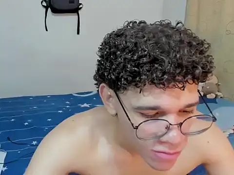 Tom Blues online show from October 20, 2:10 pm