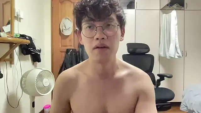 Passionatetwink2 online show from October 21, 11:24 am