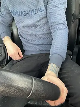 bmwe71 online show from March 12, 2:03 pm