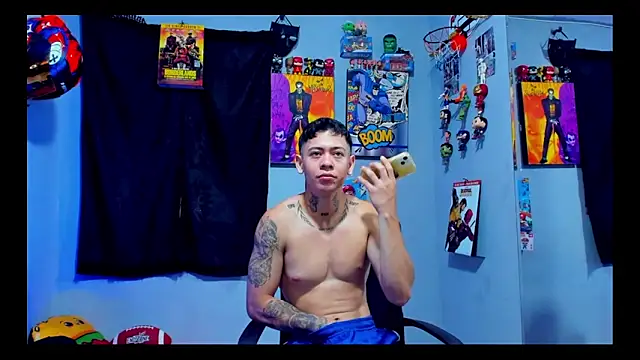 Snapshot of AlamJams chatting on September 10, 5:44 pm AlamJams online show from September 10, 5:44 pm