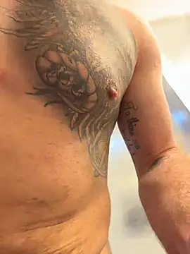 DILFiGuess11 online show from November 24, 7:37 pm